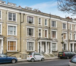 5, 53 Eardley Crescent, SW5